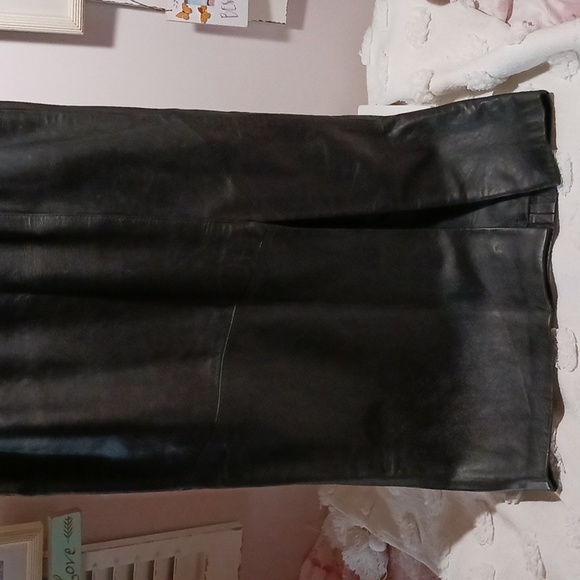Dakota ⚜️ Vintage Luxury Leather Midi Skirt  10 - Picture 3 of 12